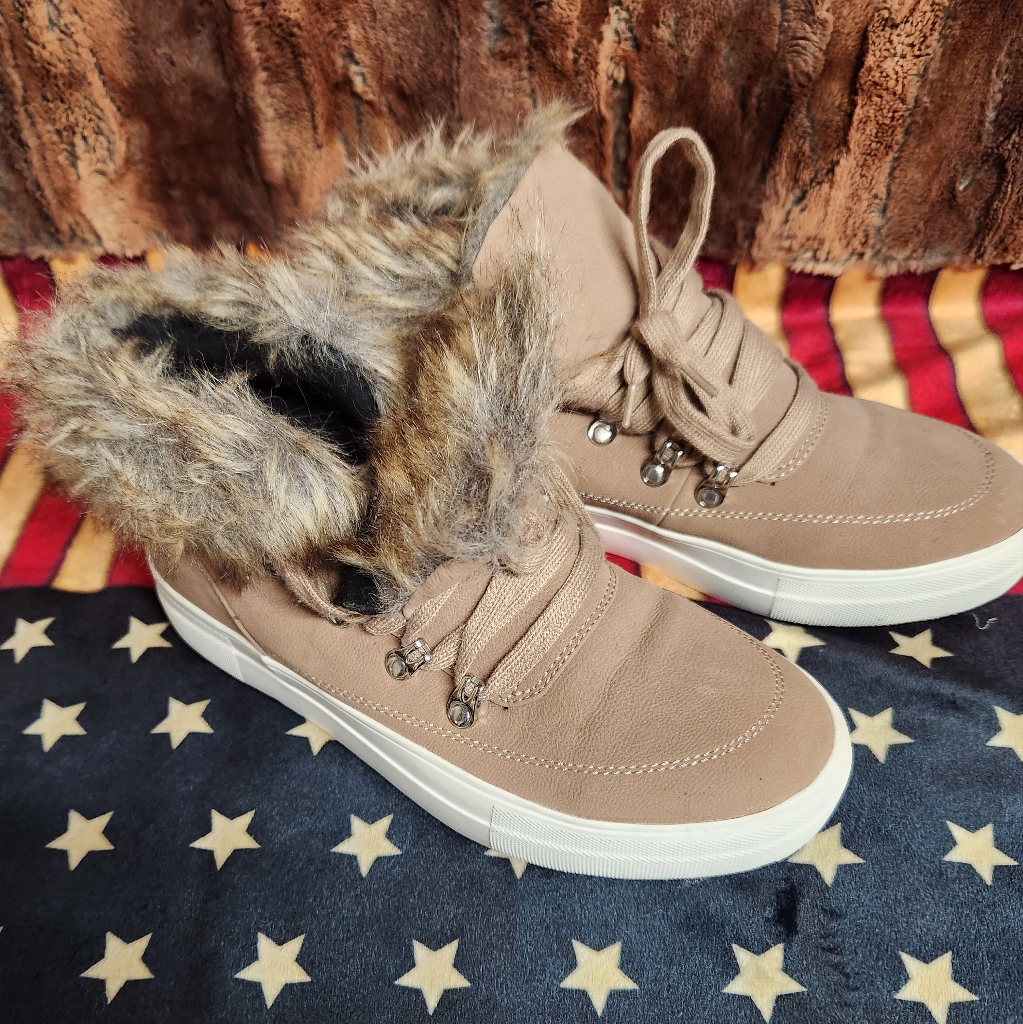 Sneaker